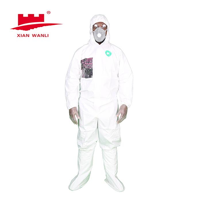 Breathable White Disposable Safety Coverall for Men